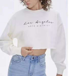 ISO forever21 LA arts district crop shirt SMALL